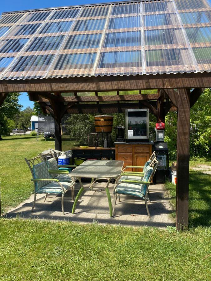 Dreamers Writing Farm, 3 Wooded Acres, Hepworth Sauble Beach Esterno foto